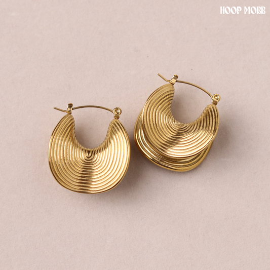 SADDLE HOOPS - GOLD