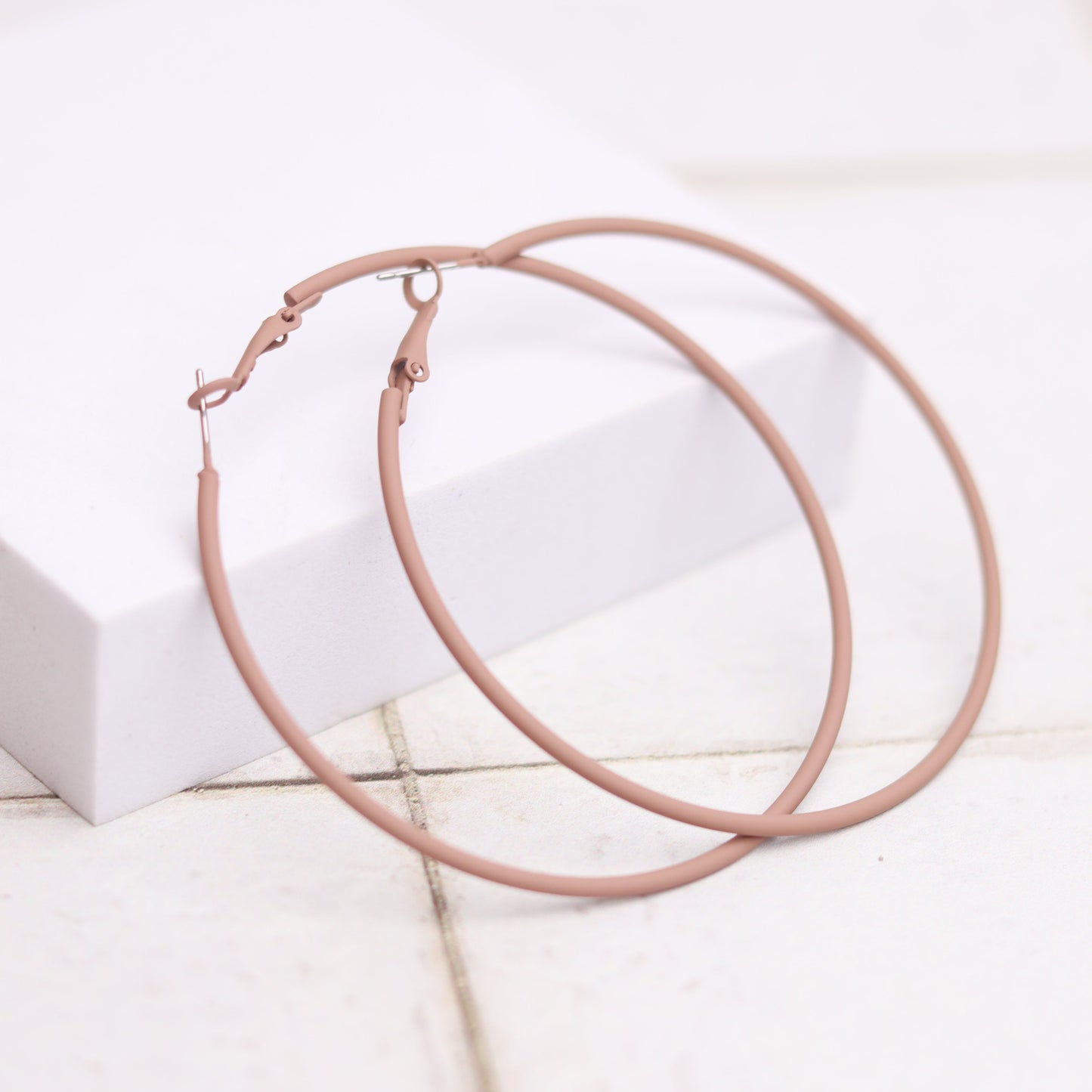 CRAYON HOOPS - MOCHA