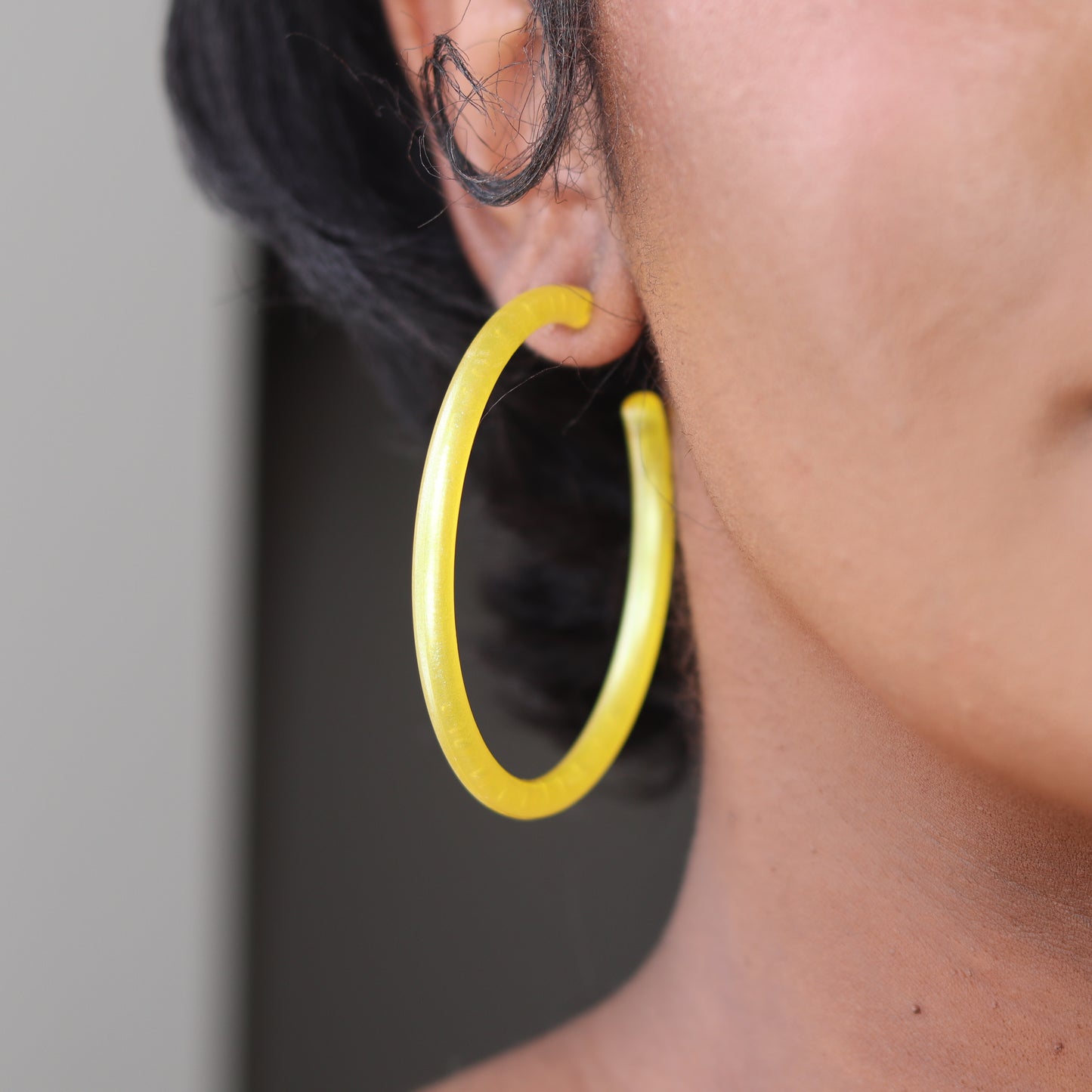 soda hoops metallic yellow5