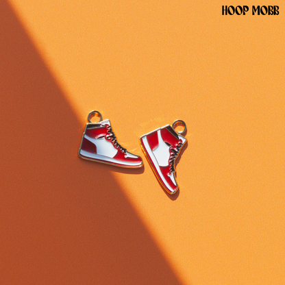 SNEAKER GIRL MOBB CHARMS™ SET - RED