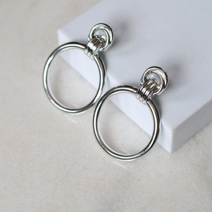 Knot Today Earrings - Silver