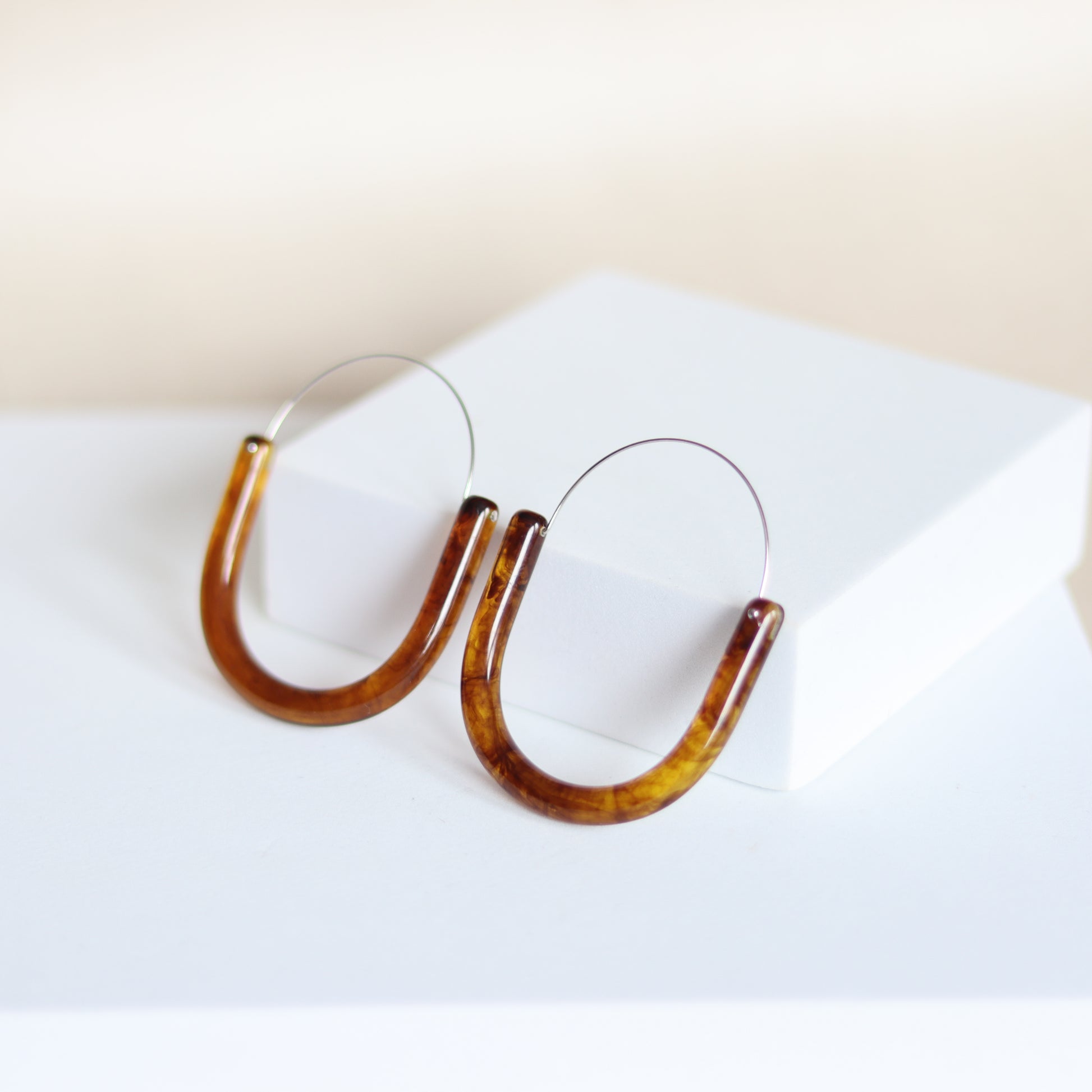 amber hoops2