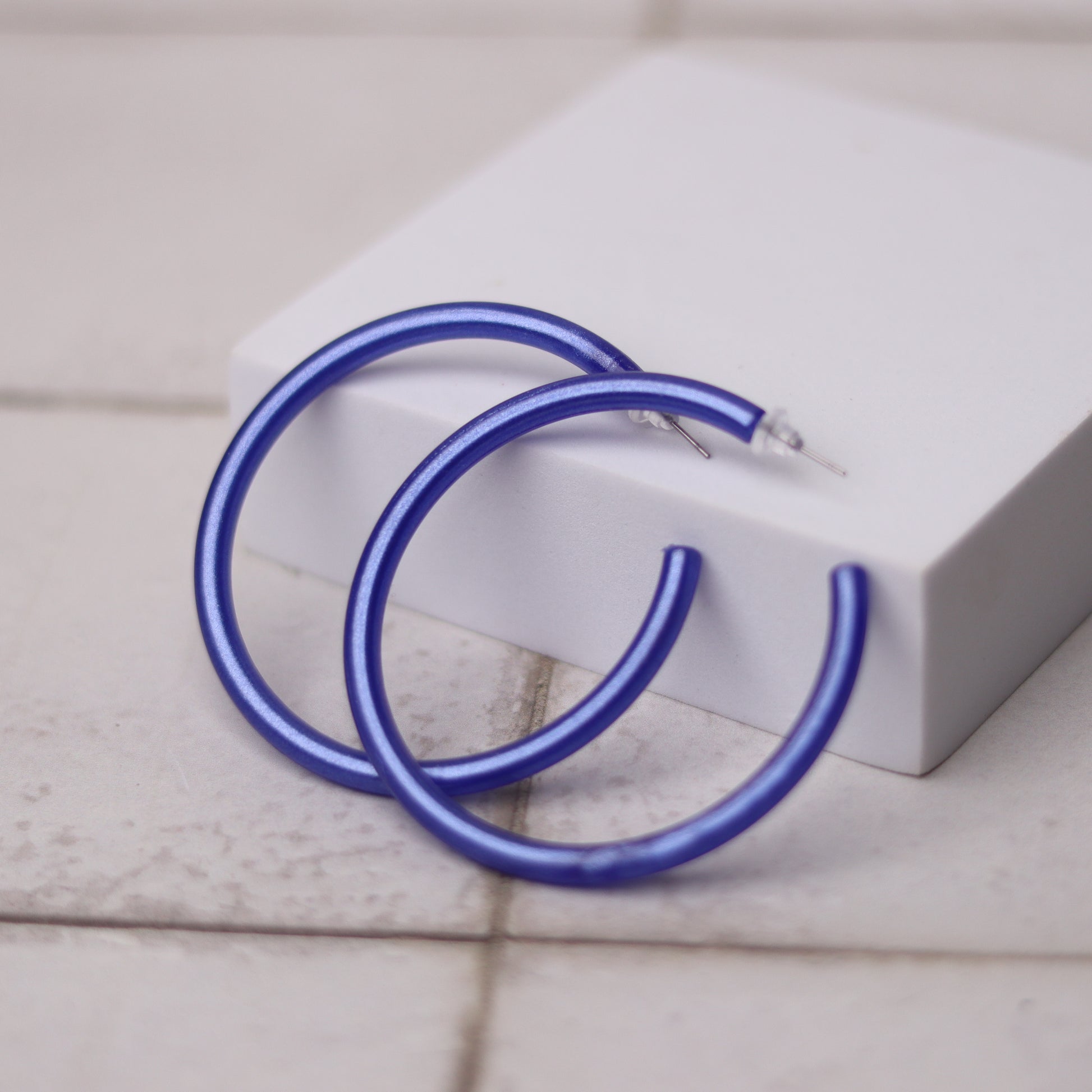 soda hoops metallic blue