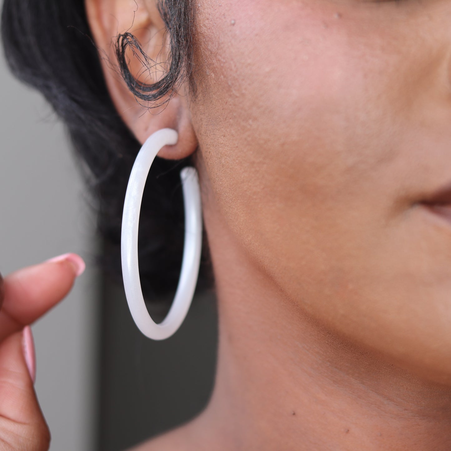 soda hoops metallic white